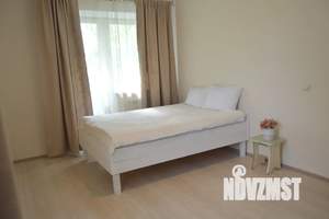 1-к квартира, посуточно, 34м2, 2/4 этаж