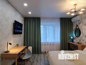 1-к квартира, посуточно, 40м2, 1/10 этаж