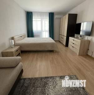 1-к квартира, посуточно, 43м2, 8/9 этаж