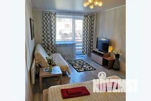 1-к квартира, посуточно, 35м2, 4/4 этаж