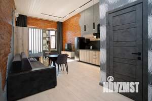 Студия квартира, посуточно, 40м2, 1/3 этаж