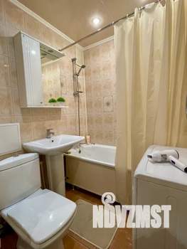 1-к квартира, посуточно, 32м2, 4/4 этаж