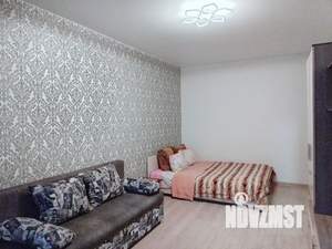 1-к квартира, посуточно, 40м2, 3/8 этаж