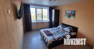 1-к квартира, посуточно, 33м2, 6/9 этаж