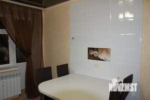 2-к квартира, на длительный срок, 75м2, 3/10 этаж