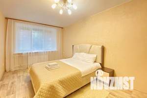 2-к квартира, посуточно, 46м2, 1/5 этаж