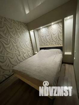 Студия квартира, посуточно, 39м2, 1/5 этаж