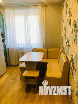 1-к квартира, посуточно, 37м2, 1/1 этаж