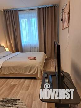 1-к квартира, посуточно, 38м2, 1/9 этаж