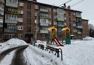 2-к квартира, вторичка, 43м2, 1/5 этаж