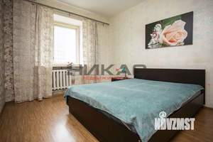 2-к квартира, вторичка, 62м2, 1/10 этаж