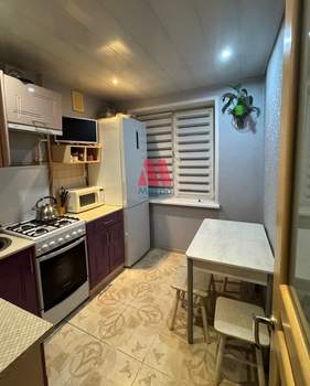 3-к квартира, вторичка, 64м2, 3/5 этаж