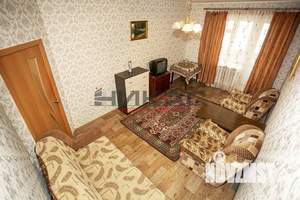 2-к квартира, вторичка, 62м2, 1/10 этаж