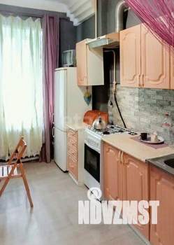 2-к квартира, вторичка, 53м2, 1/3 этаж