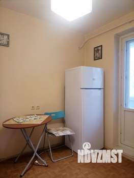 1-к квартира, вторичка, 40м2, 1/10 этаж