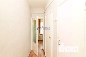 2-к квартира, вторичка, 50м2, 1/3 этаж