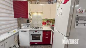 2-к квартира, вторичка, 42м2, 1/5 этаж