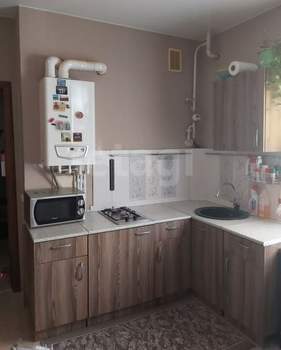 2-к квартира, вторичка, 52м2, 1/3 этаж