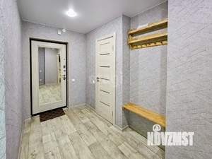 2-к квартира, вторичка, 58м2, 1/17 этаж