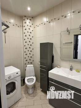 2-к квартира, вторичка, 60м2, 1/3 этаж