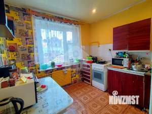 3-к квартира, вторичка, 64м2, 9/10 этаж