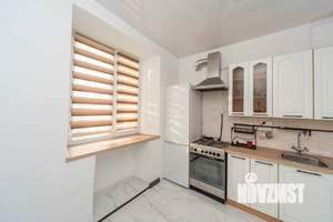 3-к квартира, вторичка, 64м2, 1/3 этаж