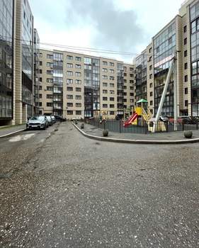 3-к квартира, вторичка, 98м2, 7/8 этаж