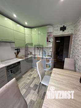 2-к квартира, вторичка, 54м2, 1/4 этаж