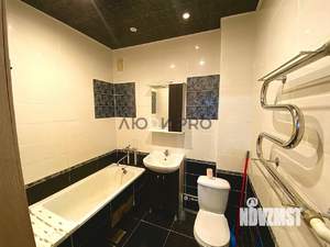 2-к квартира, вторичка, 53м2, 1/4 этаж