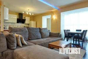 3-к квартира, вторичка, 120м2, 9/10 этаж