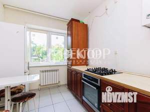 2-к квартира, вторичка, 60м2, 1/5 этаж