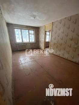 3-к квартира, вторичка, 56м2, 1/5 этаж