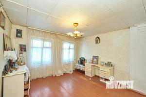3-к квартира, вторичка, 52м2, 1/1 этаж
