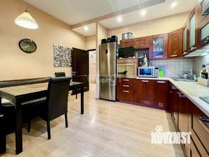 3-к квартира, вторичка, 95м2, 2/5 этаж