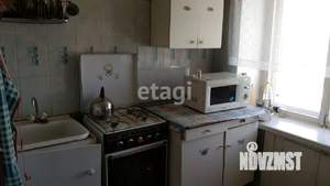 4-к квартира, вторичка, 61м2, 5/5 этаж