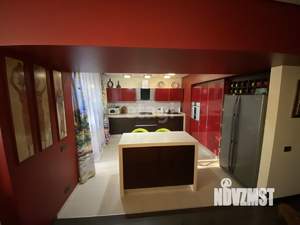 5-к квартира, вторичка, 230м2, 3/5 этаж
