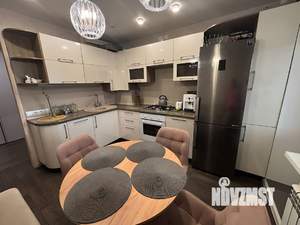 2-к квартира, вторичка, 58м2, 1/4 этаж