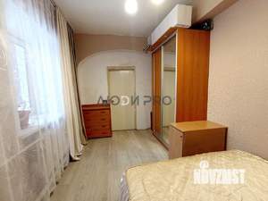 2-к квартира, вторичка, 60м2, 1/3 этаж