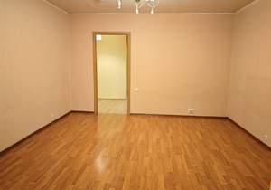 2-к квартира, вторичка, 58м2, 1/10 этаж