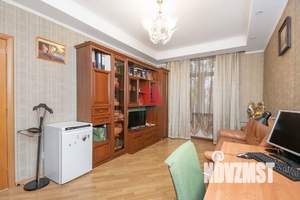 3-к квартира, вторичка, 90м2, 3/3 этаж