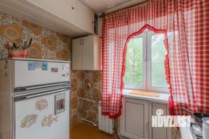 2-к квартира, вторичка, 44м2, 4/4 этаж