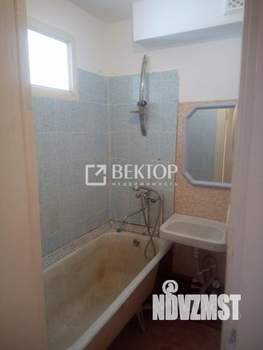 2-к квартира, вторичка, 45м2, 2/5 этаж