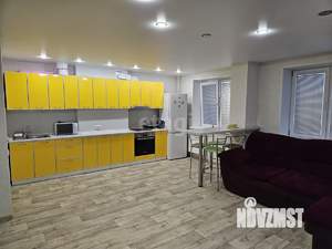 2-к квартира, вторичка, 58м2, 1/17 этаж