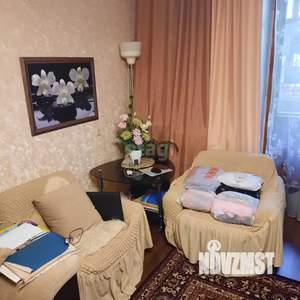 2-к квартира, вторичка, 63м2, 1/9 этаж