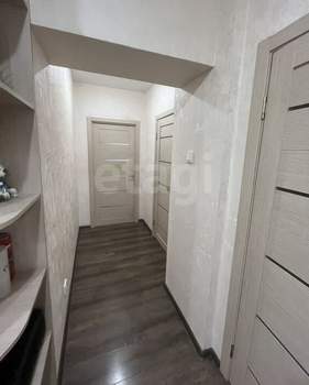 2-к квартира, вторичка, 61м2, 8/9 этаж