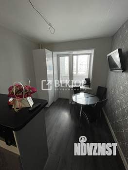 2-к квартира, вторичка, 63м2, 4/10 этаж