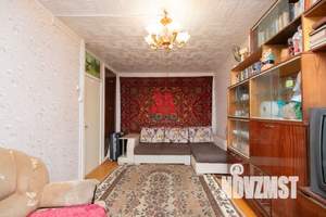2-к квартира, вторичка, 40м2, 5/5 этаж