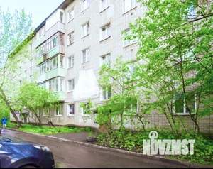 2-к квартира, вторичка, 42м2, 1/5 этаж