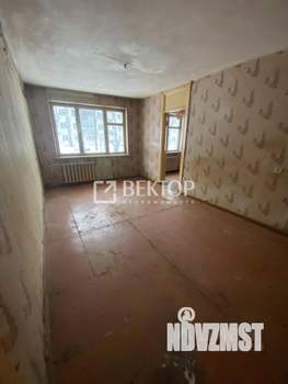 3-к квартира, вторичка, 56м2, 1/5 этаж