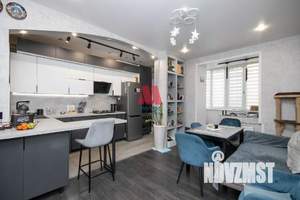 3-к квартира, вторичка, 102м2, 1/5 этаж